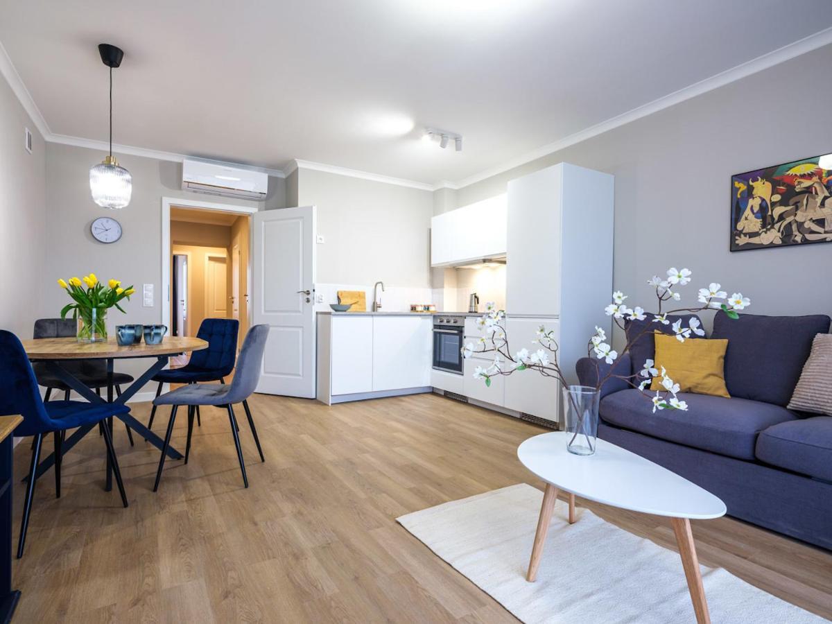 Tyzenhauz Suites Topolowa Krakow Ngoại thất bức ảnh