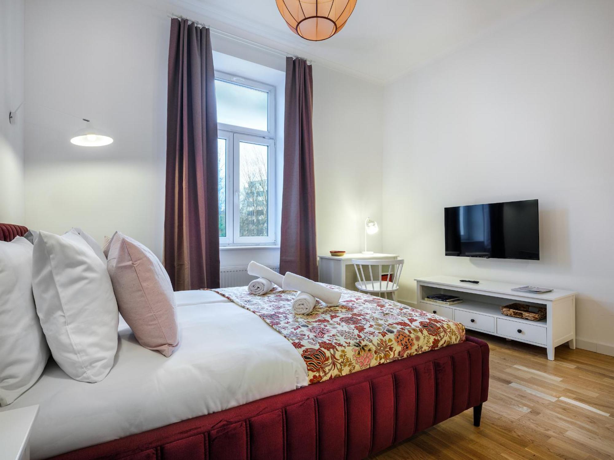 Tyzenhauz Suites Topolowa Krakow Ngoại thất bức ảnh