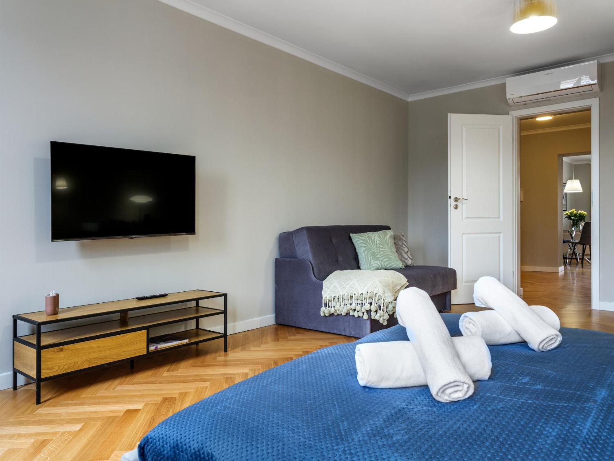 Tyzenhauz Suites Topolowa Krakow Ngoại thất bức ảnh